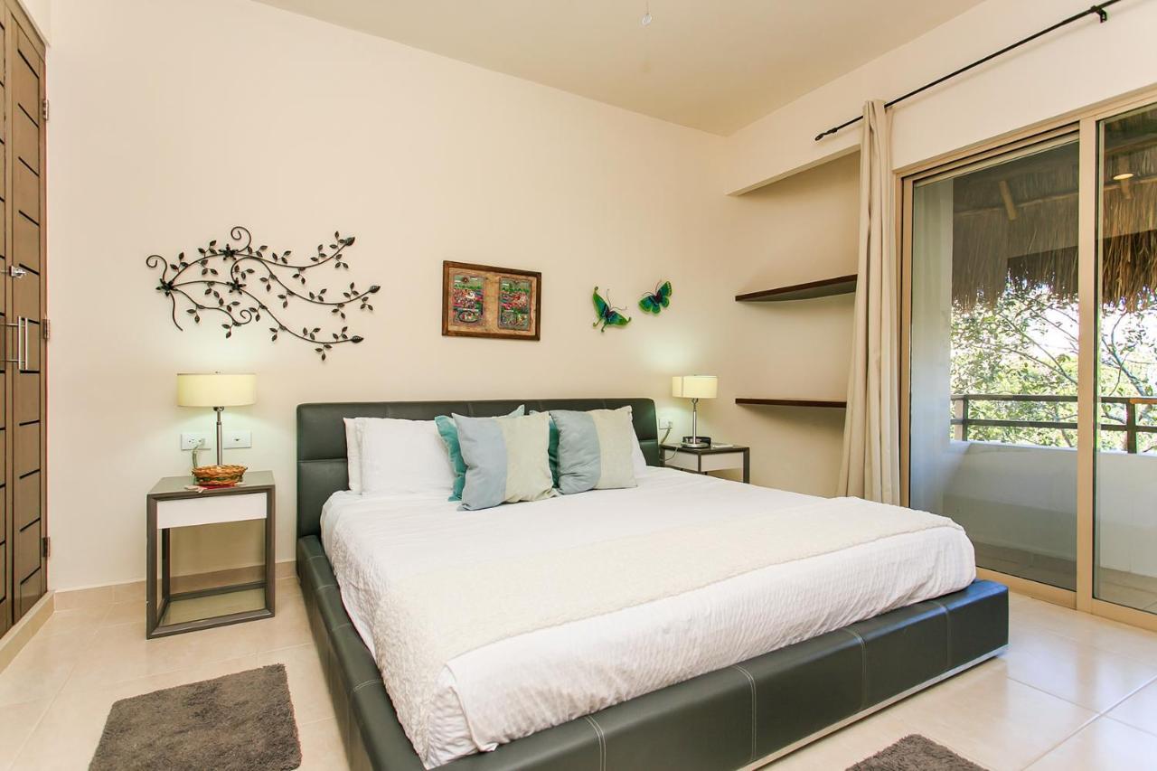 Condos Perfectly Situated Between The Beach & Tulum Town By Stella Rentals Exterior photo