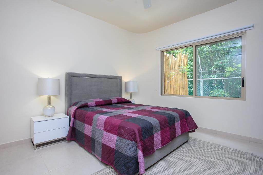 Condos Perfectly Situated Between The Beach & Tulum Town By Stella Rentals Exterior photo